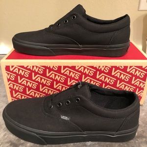 New w/ tags Black “Doheny” canvas Vans, size 10